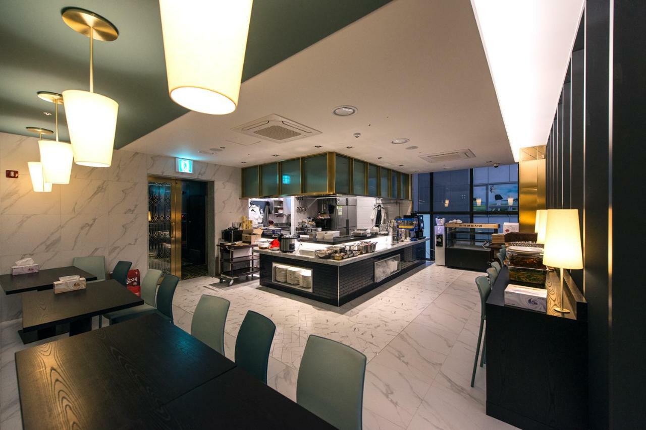 Best Louis Hamilton Hotel Changwon Dış mekan fotoğraf